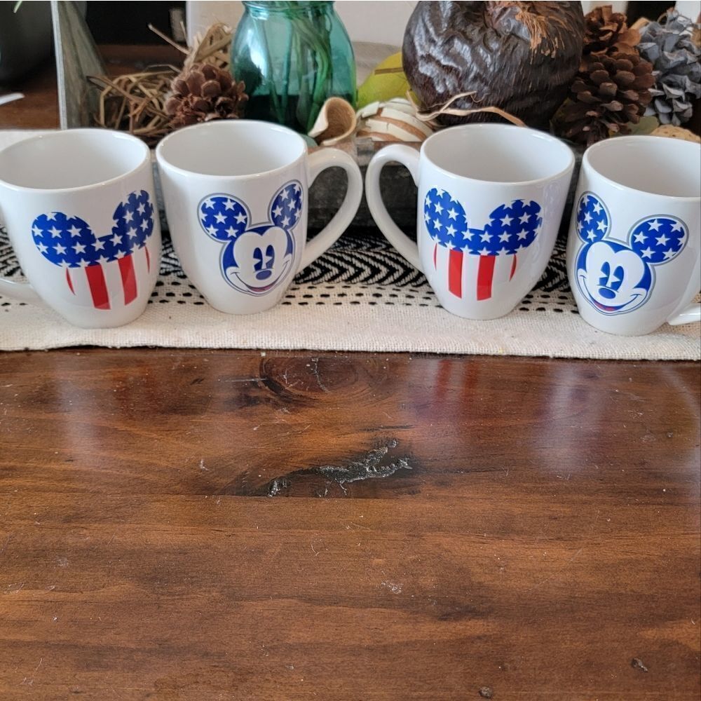 Disney Mickey Mouse USA Patriotic USA Flag Ceramic Coffee Mug 16oz Set Of Four